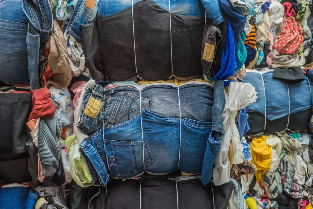 Incorporación de la ropa a la Ley REP: El camino que ya se está trazando  para regular los residuos de la industria textil en Chile - País Circular